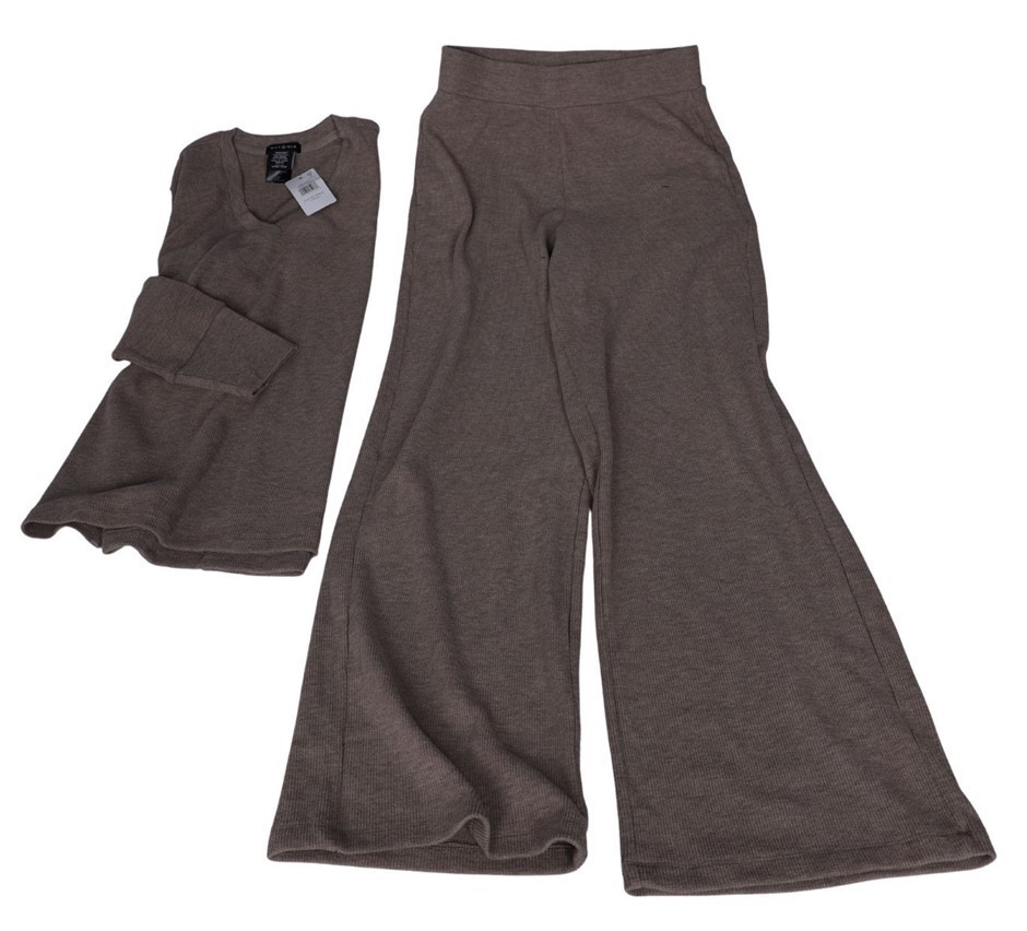 MAX&MIA Women's V-Neck Lounge Set, Size XS, Beige (Heather Pebble). Buyers