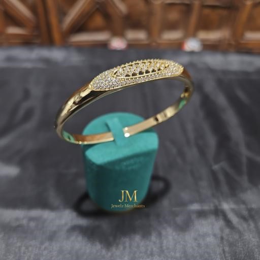 18K/Italy Gold Filled Bangle -(stamped 18K/Italy)-Bonus Gift