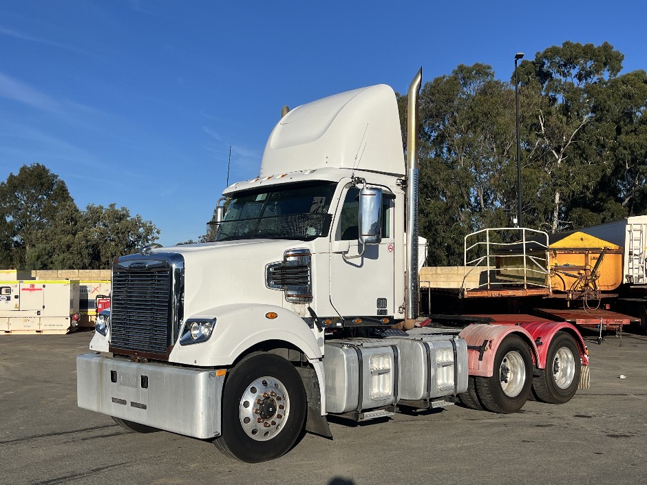 <p>2017 Freightliner Coronado   6x4 Prime Mover</p>