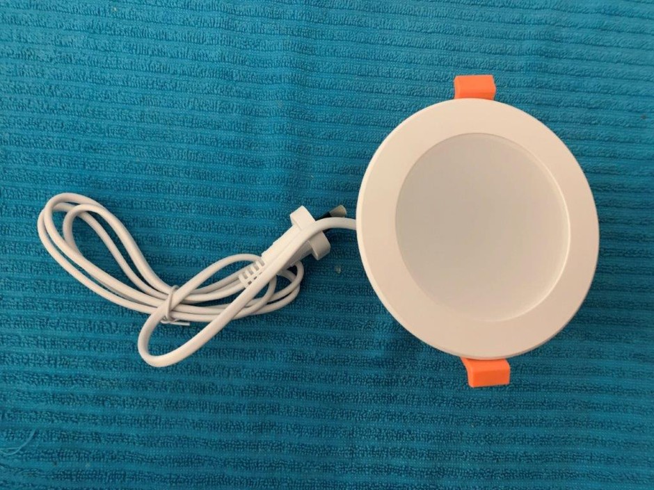 10 x Lite 9W LED Dimmable Down Lights (Unused)