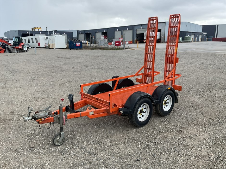2022 JLG Industries  TSL2000 Tandem Plant Trailer