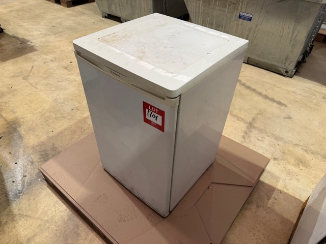 Westinghouse Bar Fridge