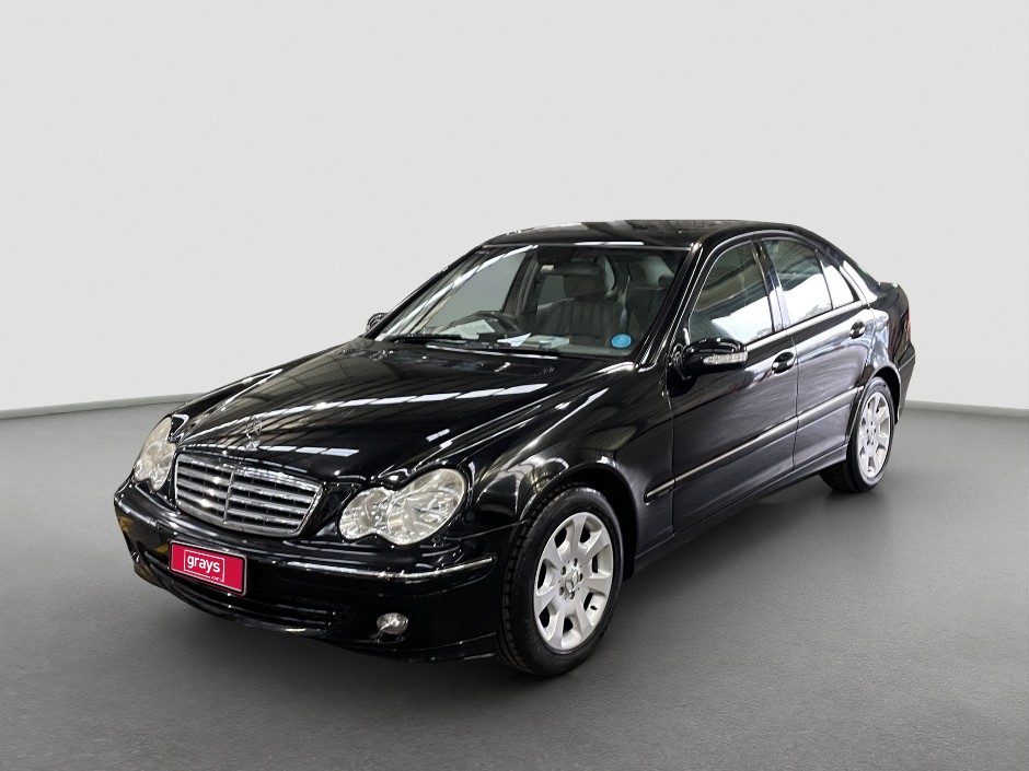 2004 Mercedes-Benz C180K Classic Petrol