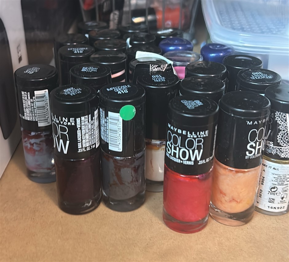 22x MAYBELLINE Nail Polish