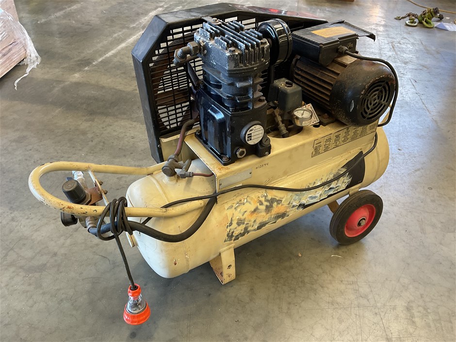 <p>Air Compressor Ingersoll Rand EL12</p>