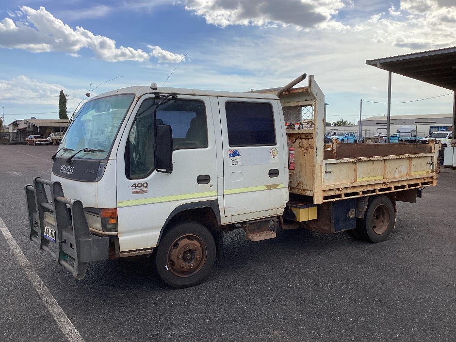 2004 Isuzu NPR 400 4x2 Tipper Truck
