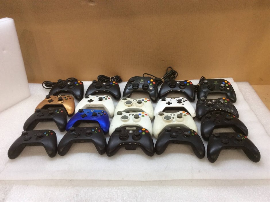 Microsoft Xbox Mix Model Game Controller (Lot Of 20)
