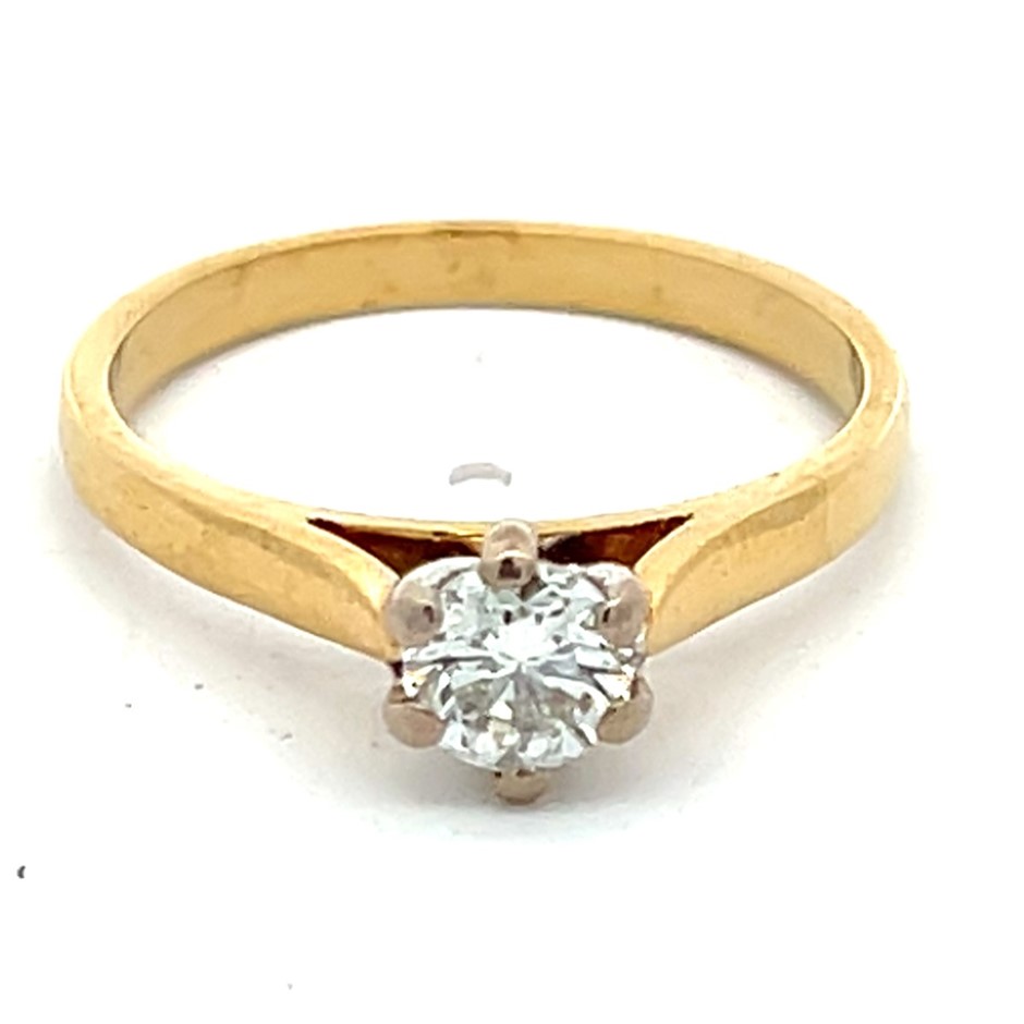 18ct Yellow Gold Diamond Solitaire Ring