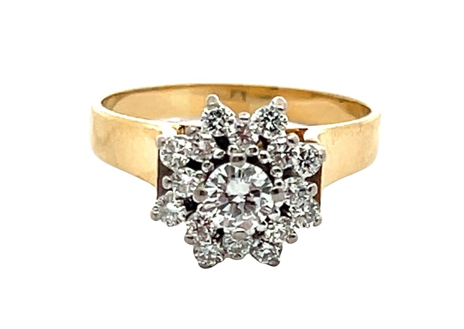 18ct Yellow Gold Diamond Cluster Ring