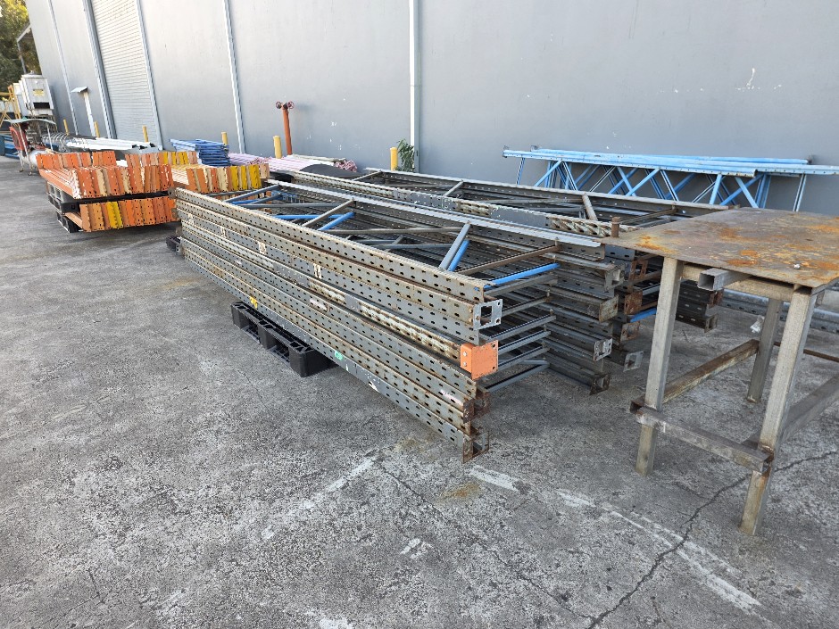 <p>Racking</p>