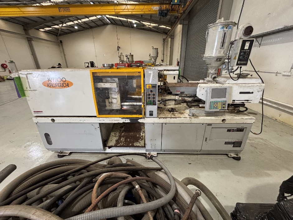 Kawaguchi KM100B2 Plastic Injection Moulding Machine