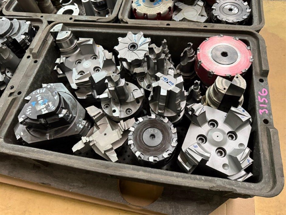 HSK A63 Facemill Holders (With Assorted Milling Cutlers)
