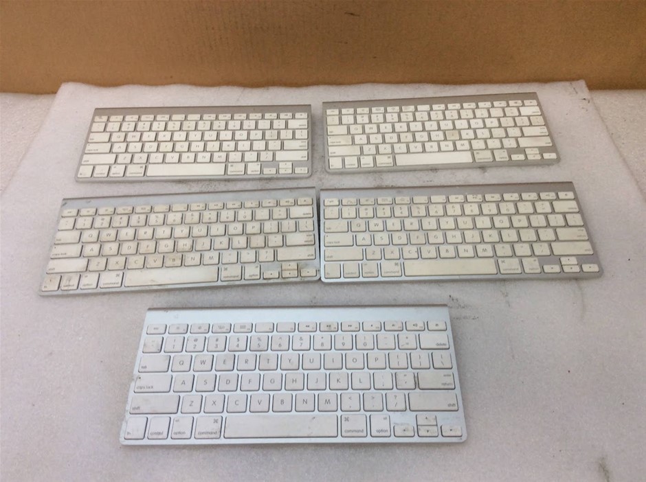 Apple A1255 aluminum Wireless Keyboards (Lot of 5)