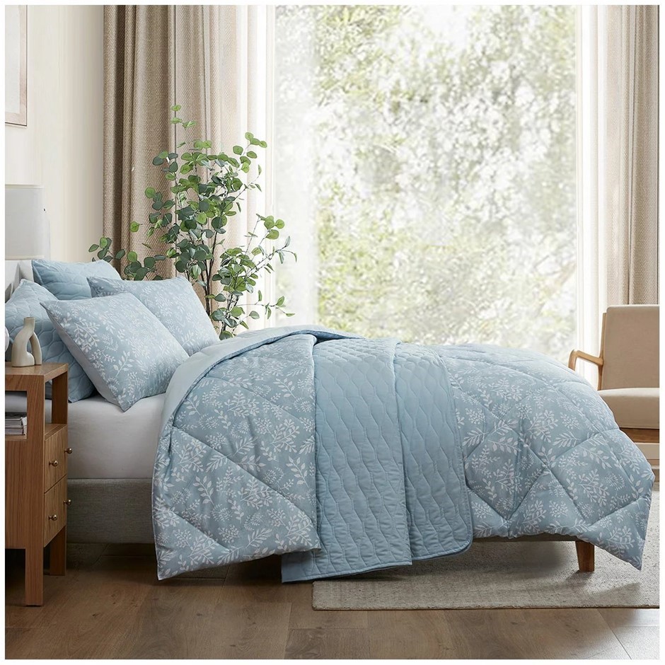 Jennifer Adams Comforter Set Queen 6 Piece Set Scattered Botanical Blue