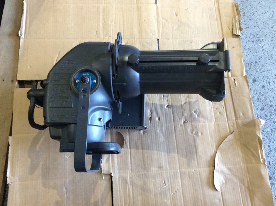 Selecon Pacific Profile Spotlight Theatre Stage Lighting Fixture