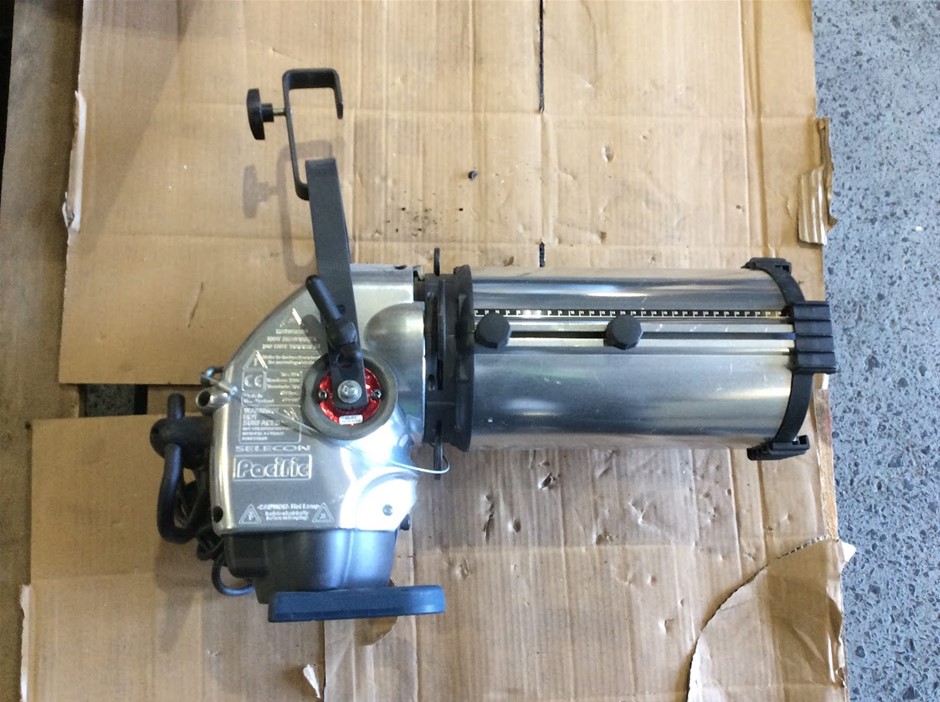 Selecon Pacific 12-28 Profile Spotlight Theatre Stage Lighting Fixture