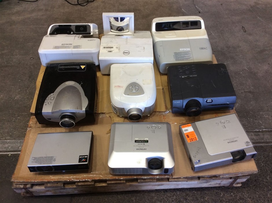 Mixed Brand Epson, Dell, Sony, Hitachi, NEC Projectors (Lot of 9)