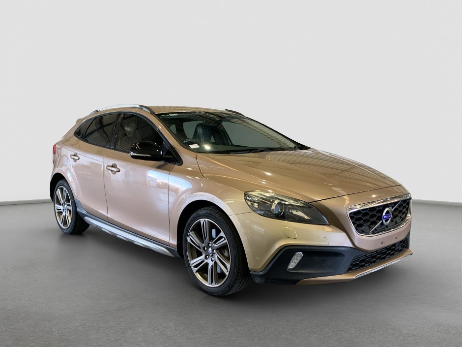 2014 Volvo V40 Cross Country D4 Luxury Diesel