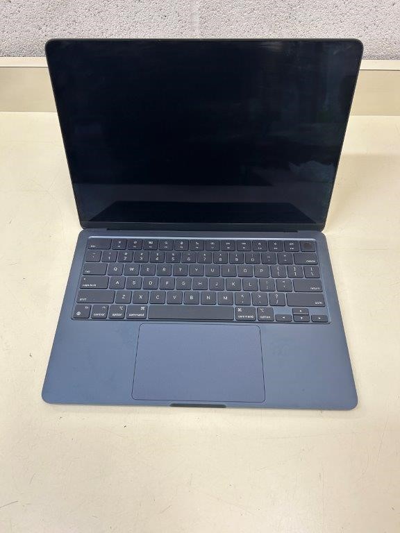 Apple A2681 MacBook Air 13.6 Inch Laptop