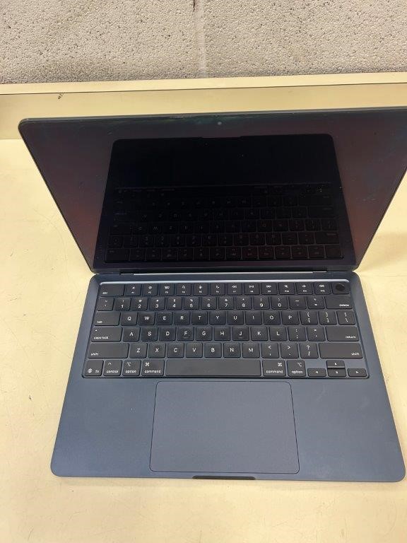 Apple A3240 MacBook Air 13 Inch Laptop