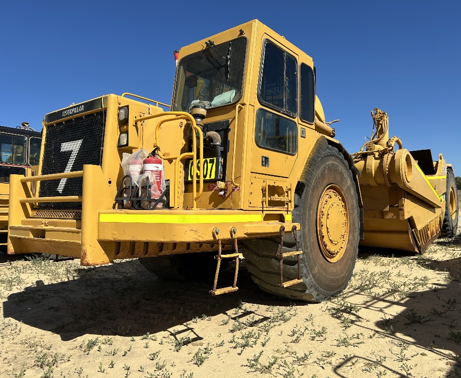 1989 Caterpillar 651E Scraper