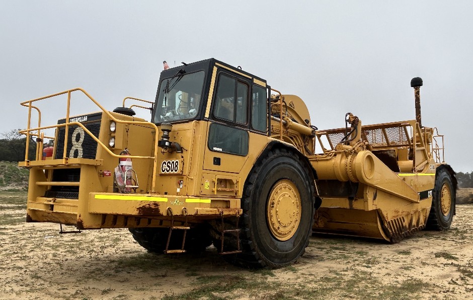 <p>1989 Caterpillar 657E Scraper</p>