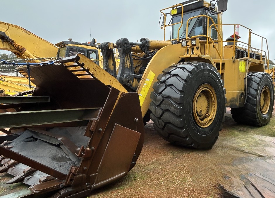 <p>1981 Caterpillar 988B Wheel Loader</p>