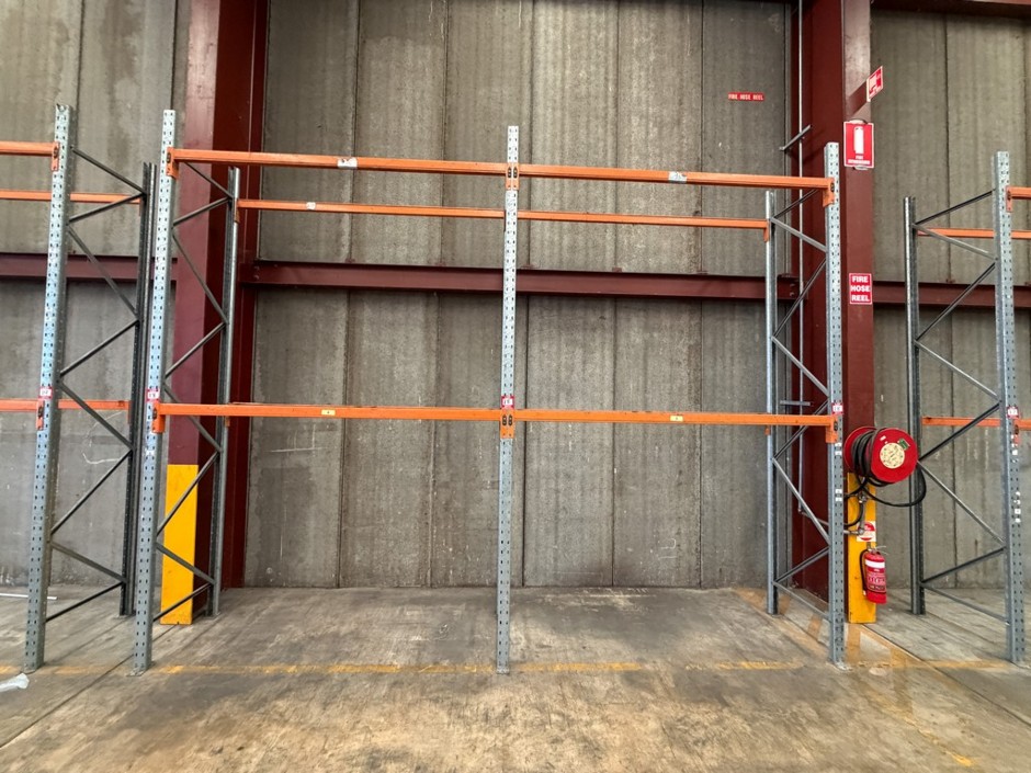 <p>Dexion Pallet Racking Shelving</p>