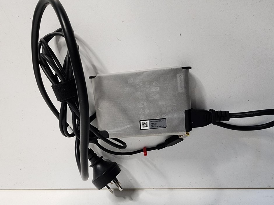 Lenovo ThinkPad 135W AC Adapter - Unused