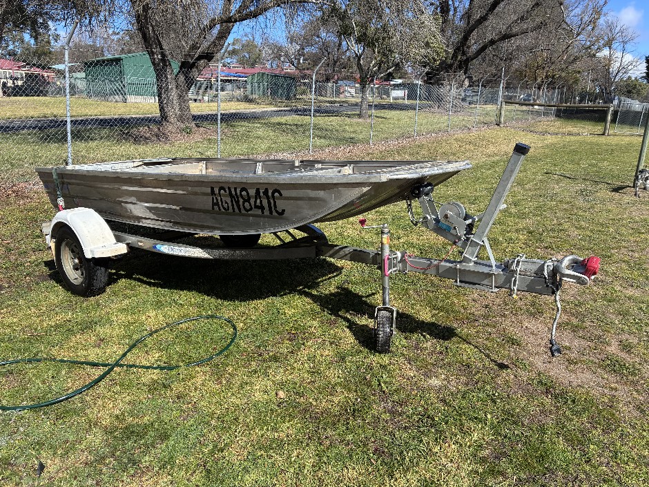 Unreserved 2011 Blue Fin Catfish 3.65m Alloy Punt and Trailer