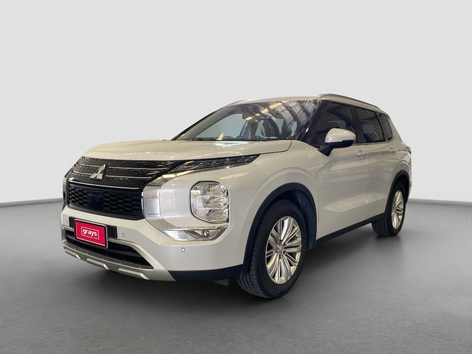 2022 Mitsubishi Outlander LS Petrol