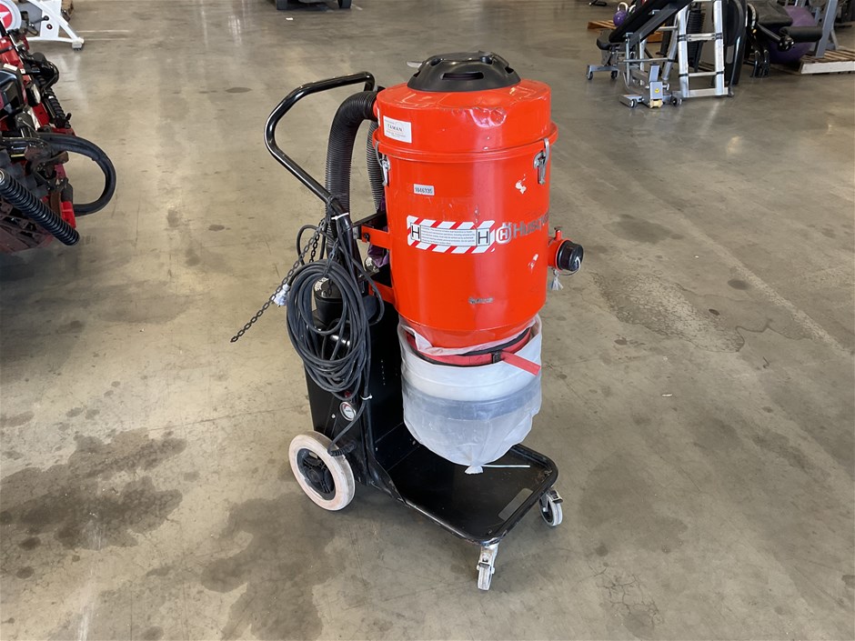 <p>Portable Dust Extractor Husqvarna S26</p>