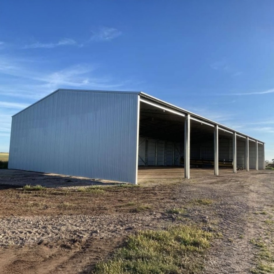 Unused 15mx30mx5m Enclosed Portal Frame Steel Shed (Cyclone Rated)