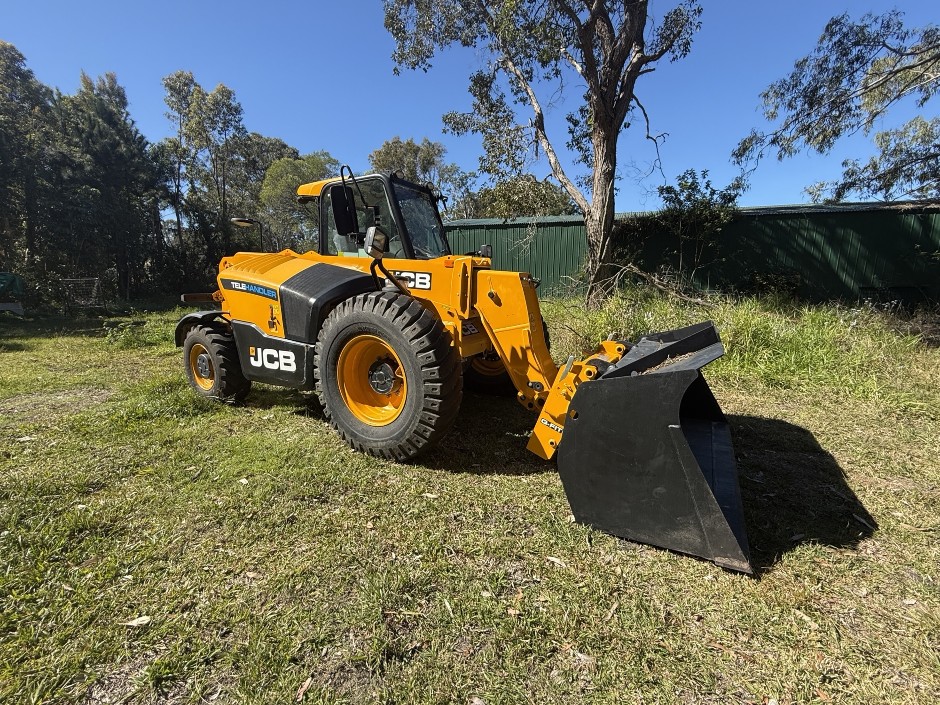<p>2025 Model JCB 530-70</p>