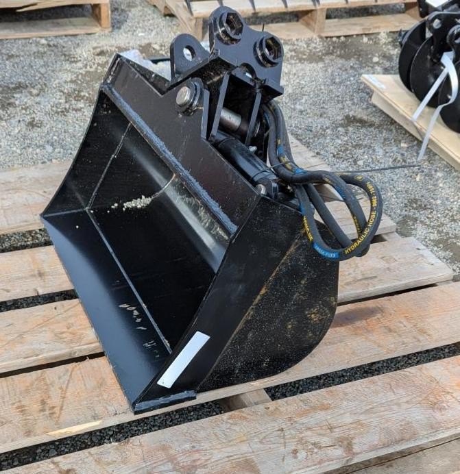 <p>Unused 2026 MIVA 24in Tilting Excavator Bucket - [Excavator Attachments]
