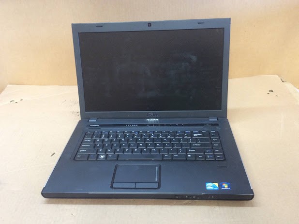 DELL VOSTRO 3500 Laptop I7 M640 4GBRAM/256GB