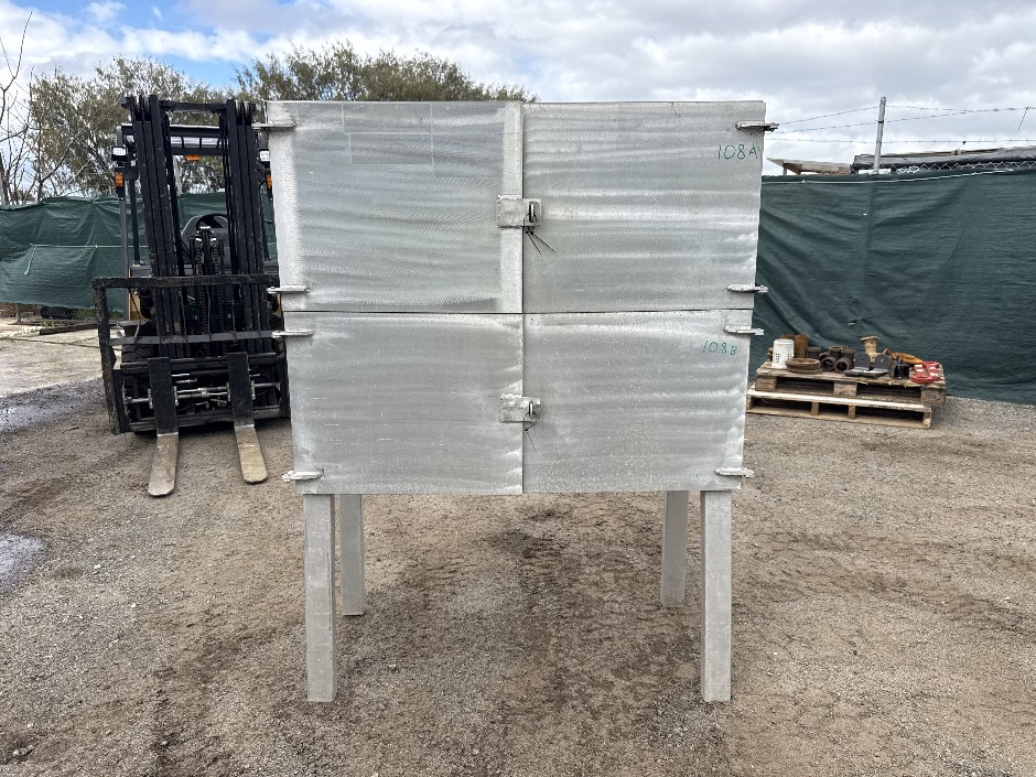 <p>4 Door Aluminium Site Storage Box</p>