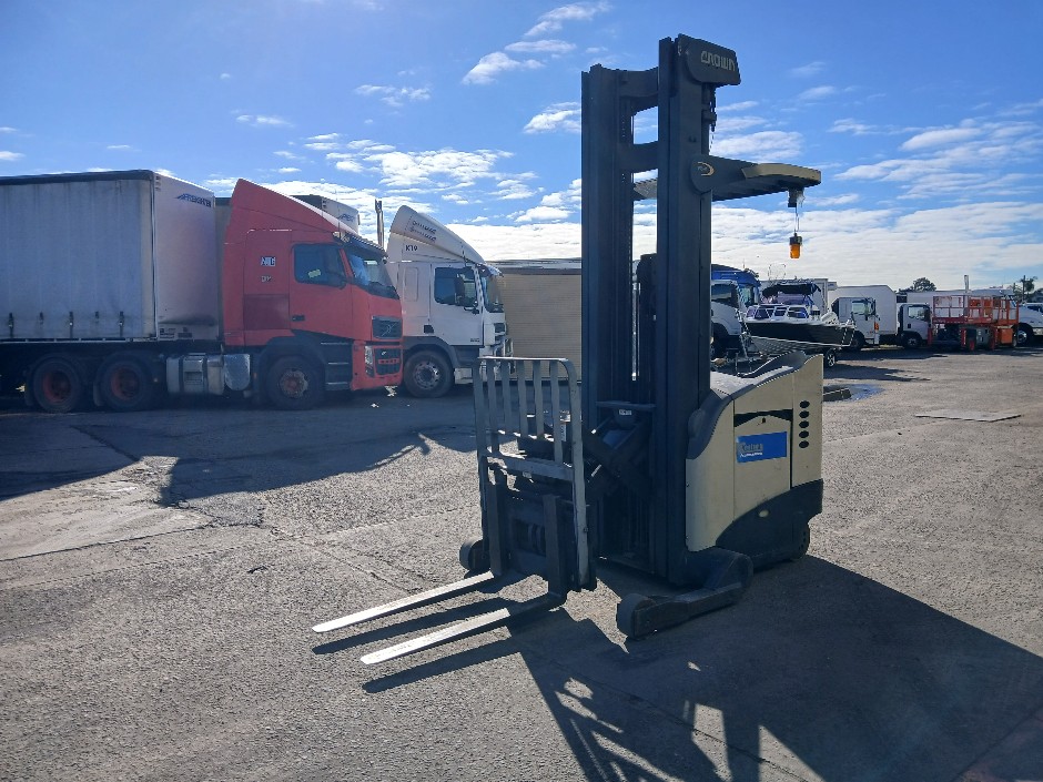 <p>2001 Crown RR5220-45 Electric High Reach Forklift</p>