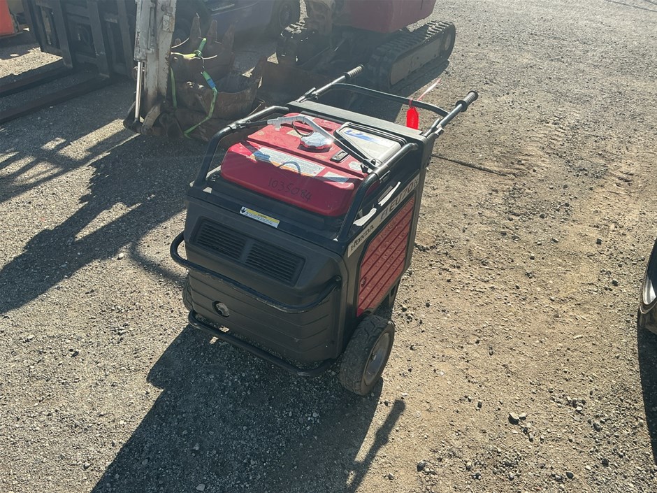<p>Honda EU 70IS Generator</p>