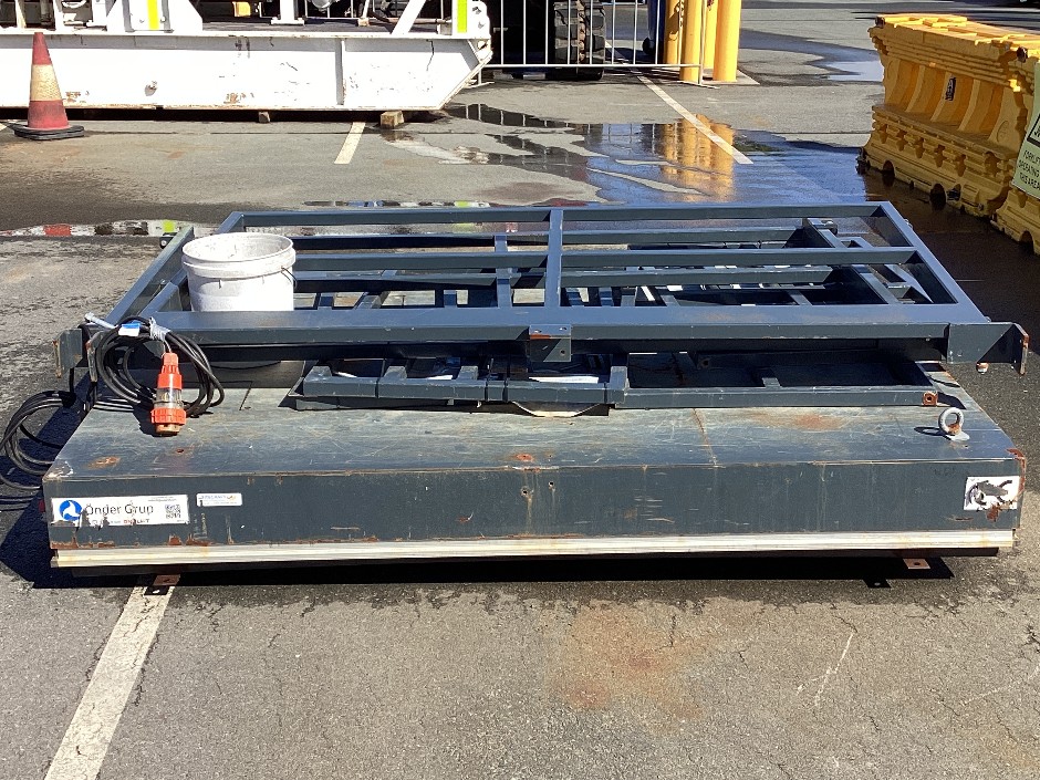 <p>Heavy Duty Metal Lifting Platform</p>
