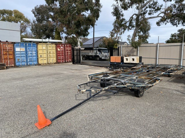 Custom Float Dual Axle Trailer