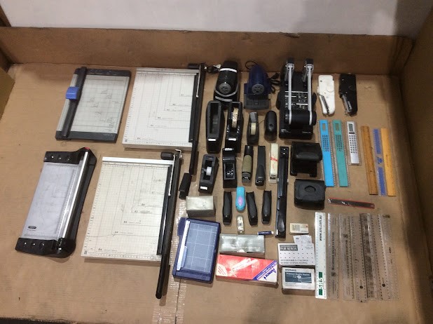 Mix Brand Hole Punches/Rulers/Staplers/Paper Cutters/Office Supplies