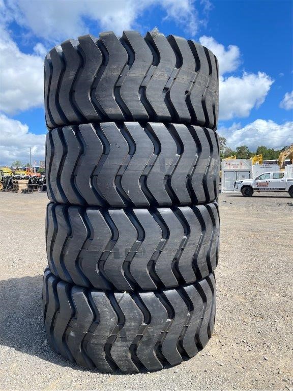 Quantity of 4 29.5-25 Earthmoving Tyres(Unused)