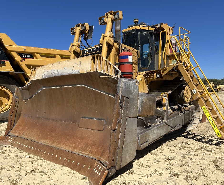 2002 Caterpillar D9R Track Dozer