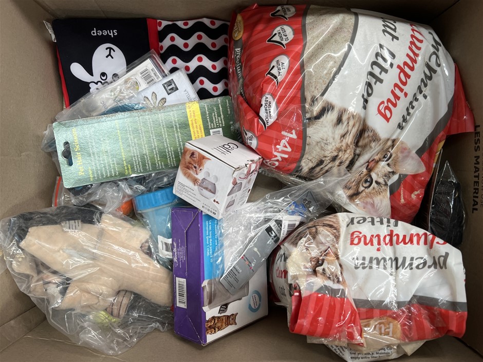 15 x Assorted Pet Products; Incl. Cat Litter, Cat Toys, Dog Collars, Litter