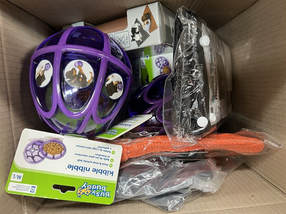 11 x Assorted Dog Products; Incl. Toys, Collars, Vests & More. NB: Photo as