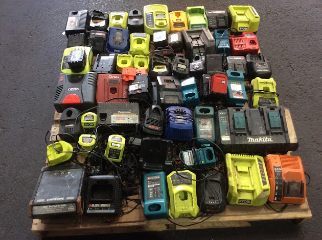 Ryobi/Ozito/BOSCH Mixed Brand and Model Power Tool Battery Chargers