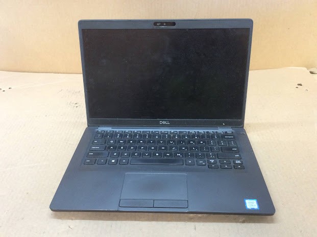 DELL Latitude 5400 Laptop i5-8356U 8GBRAM/256GB Black