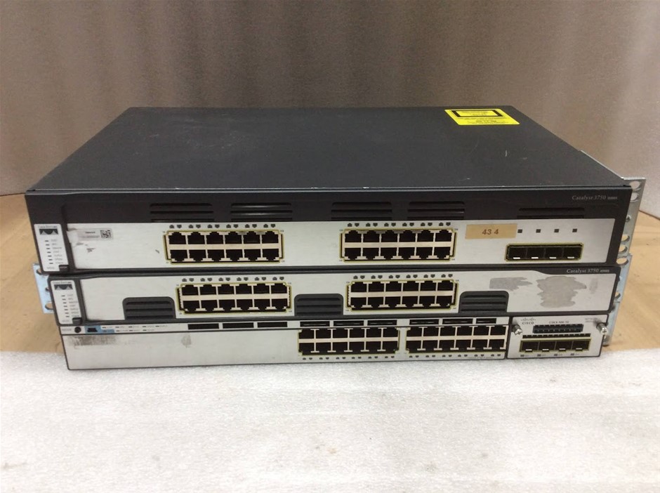 Cisco Catalyst 3750 Series Network + Cisco C3KX-NM-1G Network Switch