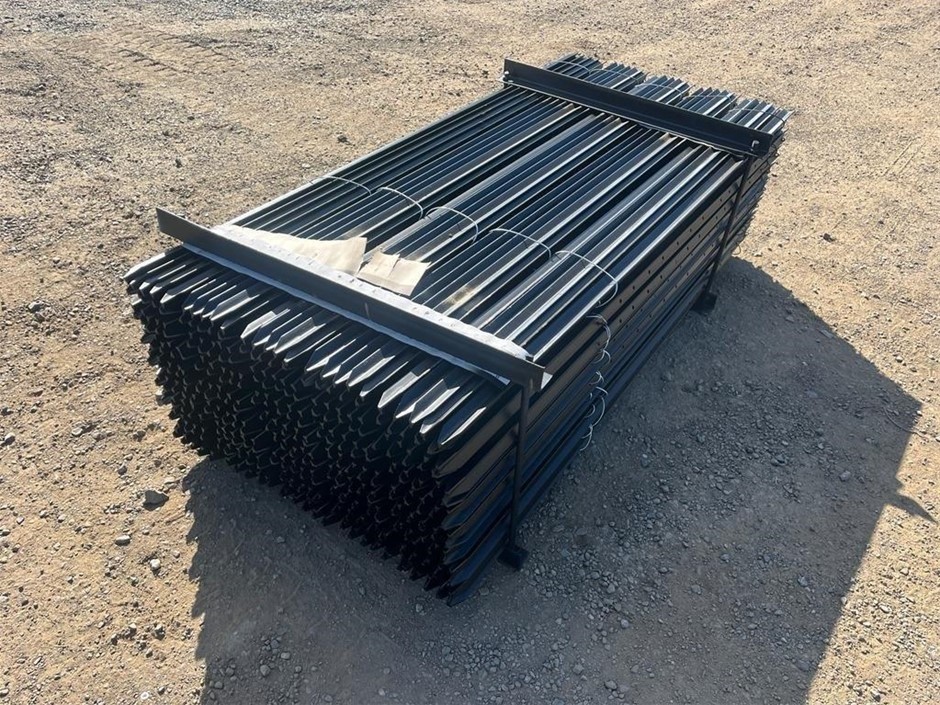 Quantity of 400 1650mm Star Pickets(Unused)